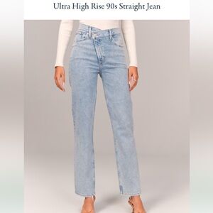 Abercrombie & Fitch Curve Love The '90s Straight Ultra High Rise